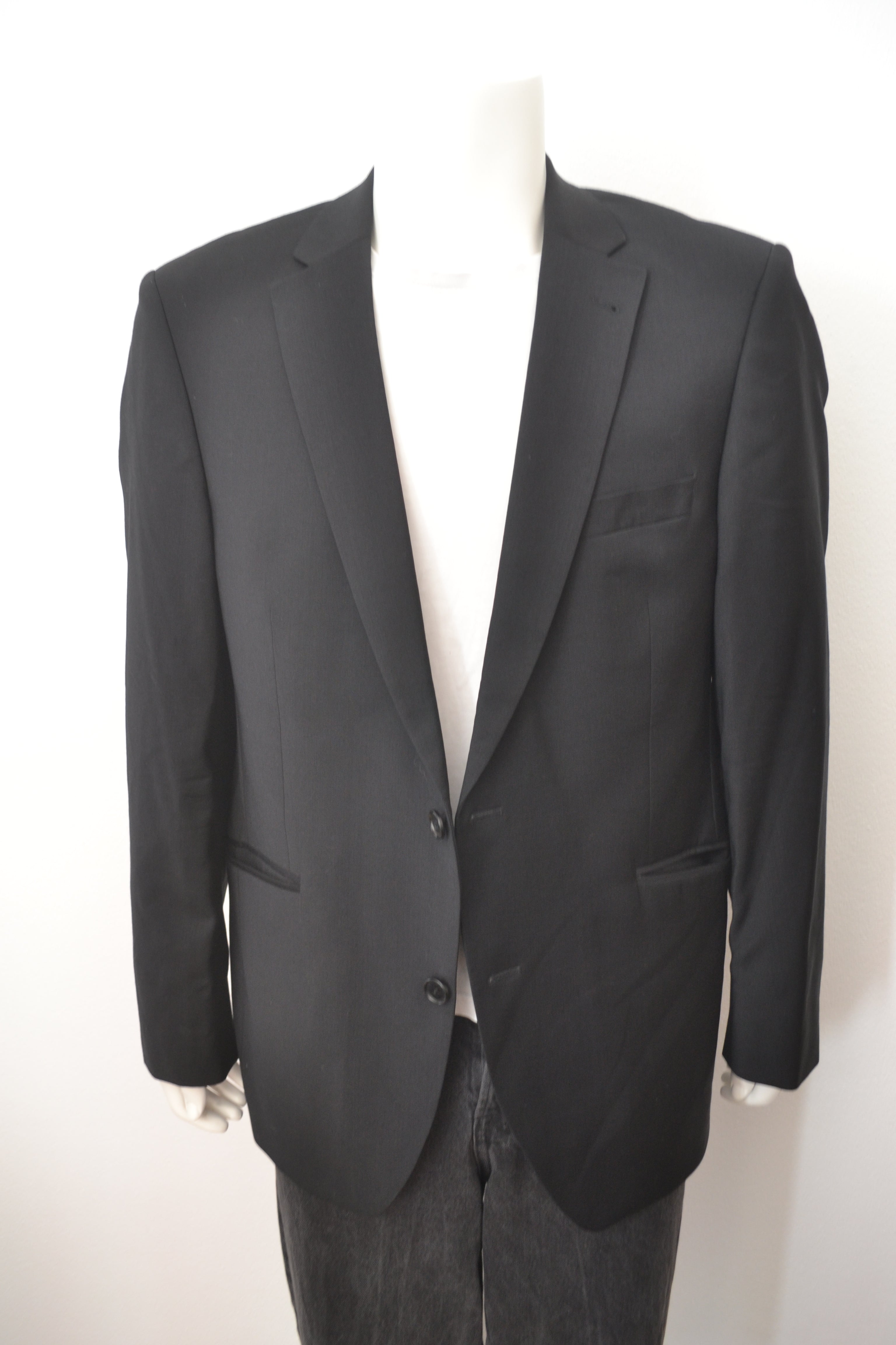 Sort blazer forfra