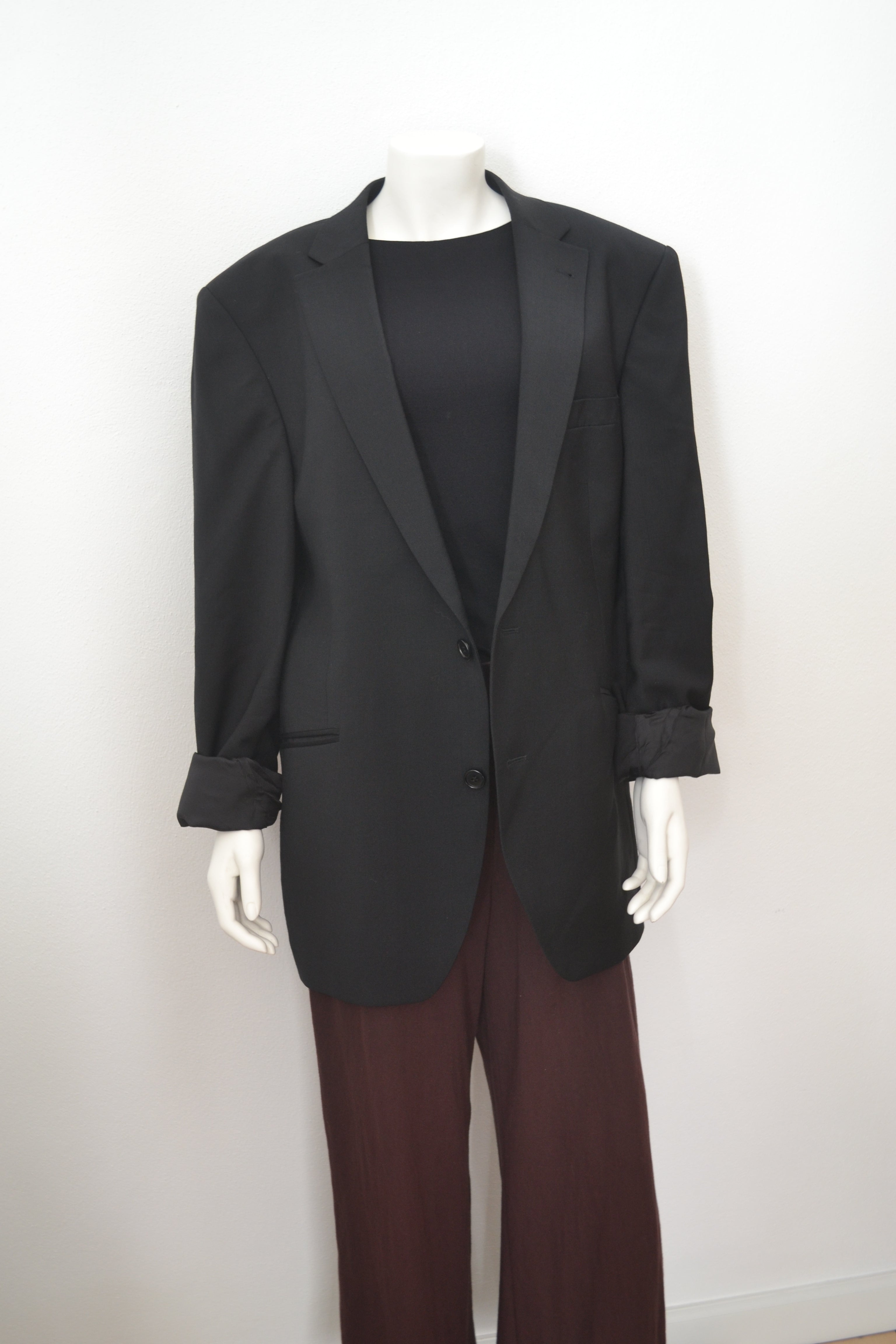 Sort blazer forfra oversized fit med oprullede ærmer